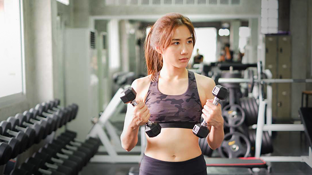 Latihan Dumbbell di Rumah